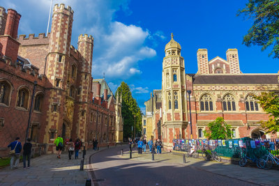英国留学公证费用